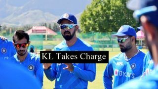 KL Rahul Conducts First Team Meeting at Boland Park Ahead of ODI Series vs South Africa; Pics go VIRAL